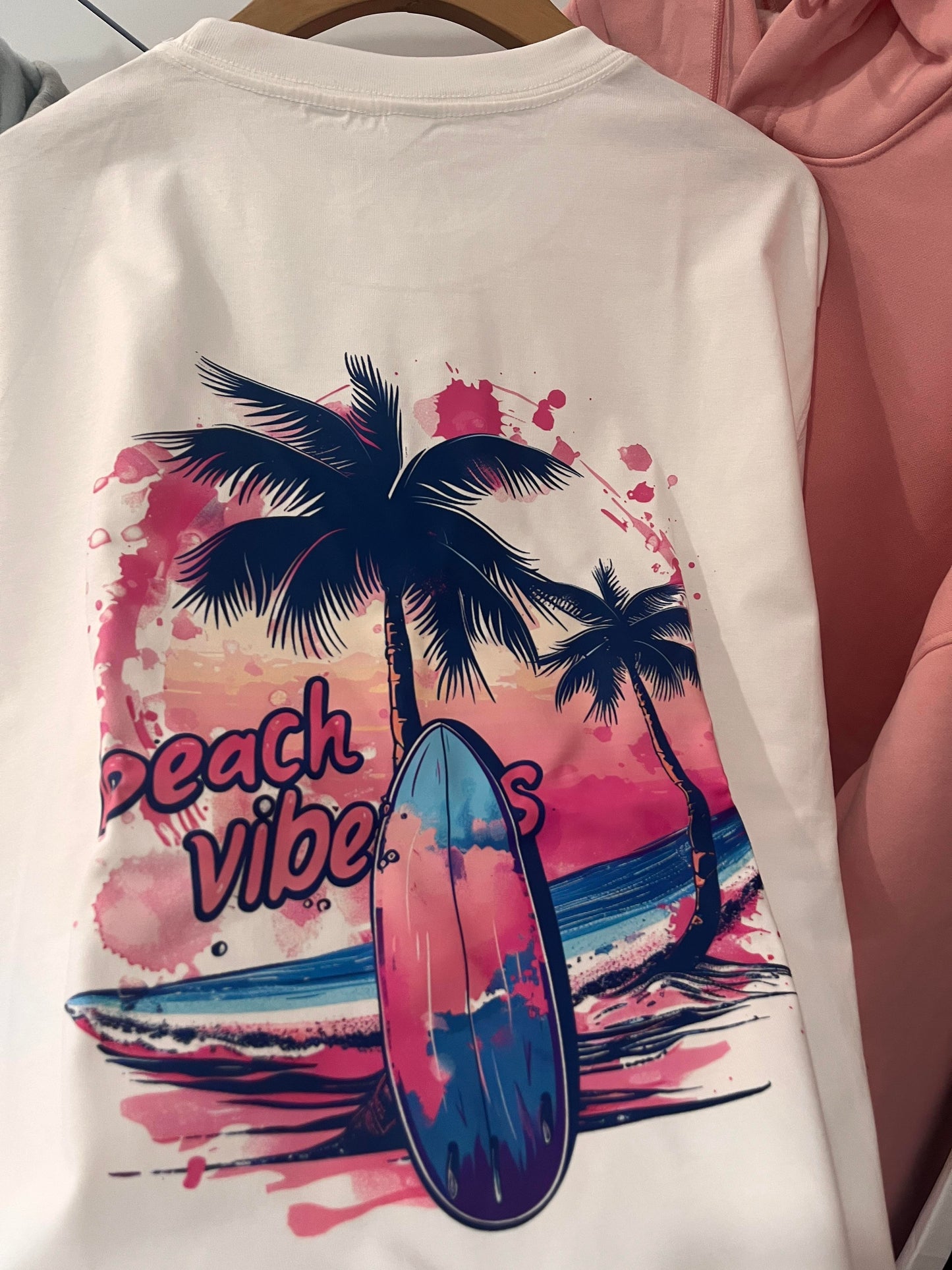 Beach Vibes Women's Short Sleeve Tee