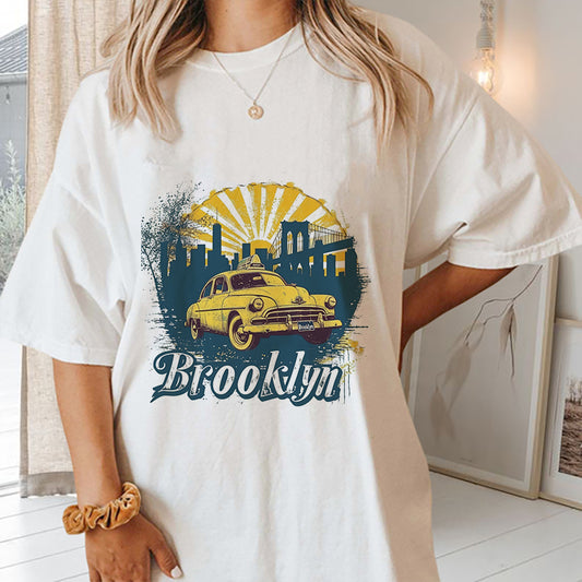 Brooklyn Women's Vintage Car Print Short Sleeve T-shirt