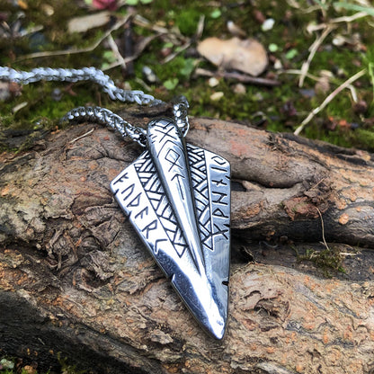 Norse Mythology Stainless Steel Gungnir Arrowhead Pendant Necklace